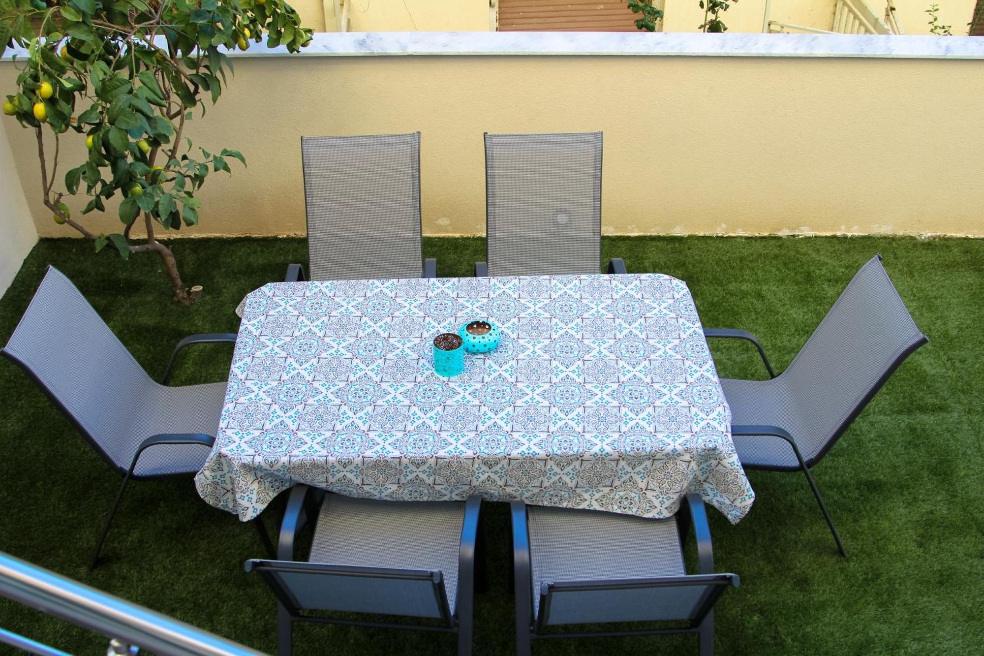 Secret Garden Guesthouse Kavala Exterior photo
